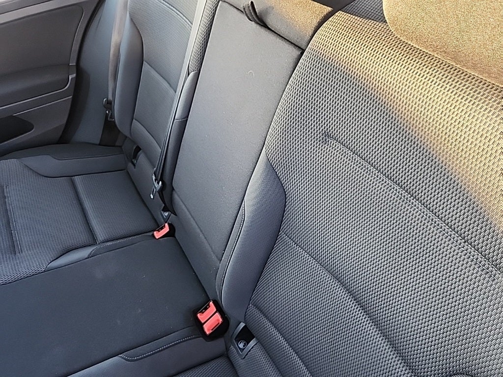 2017 Volkswagen Golf TSI S 4-Door