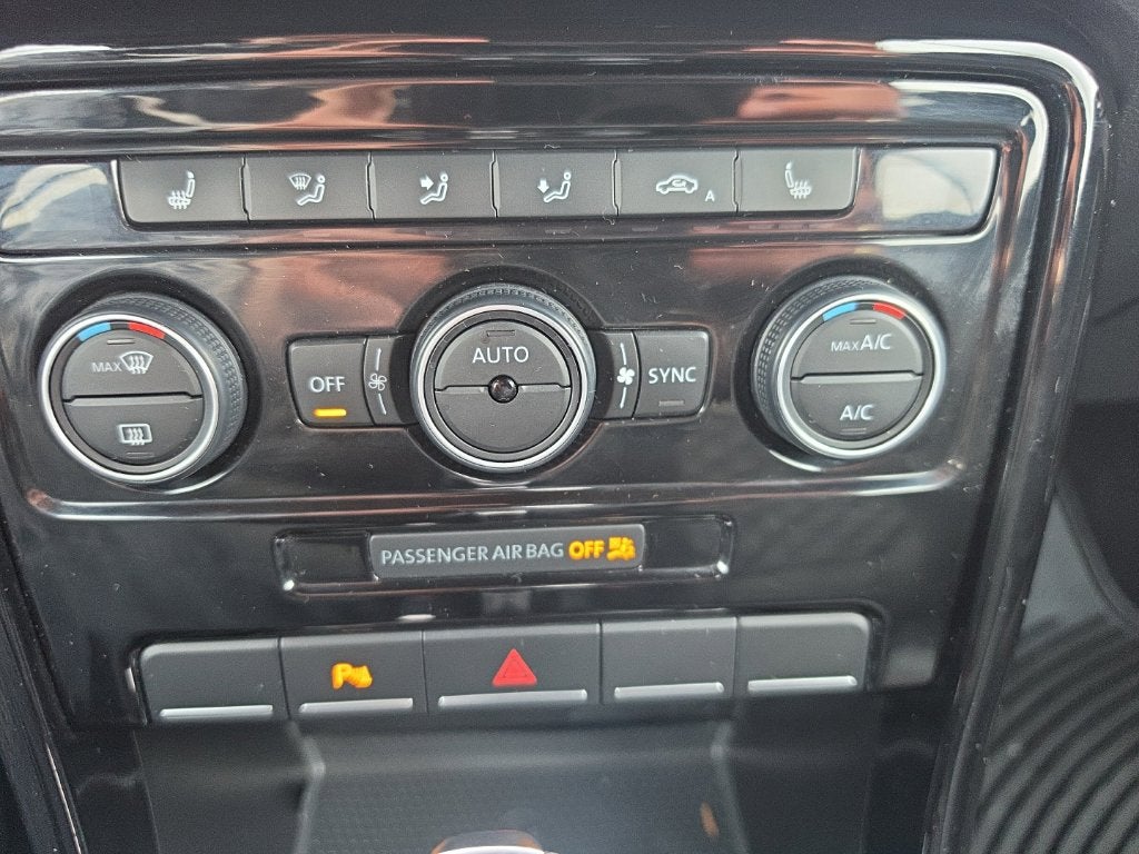 2019 Volkswagen Beetle Convertible 2.0T Final Edition SEL