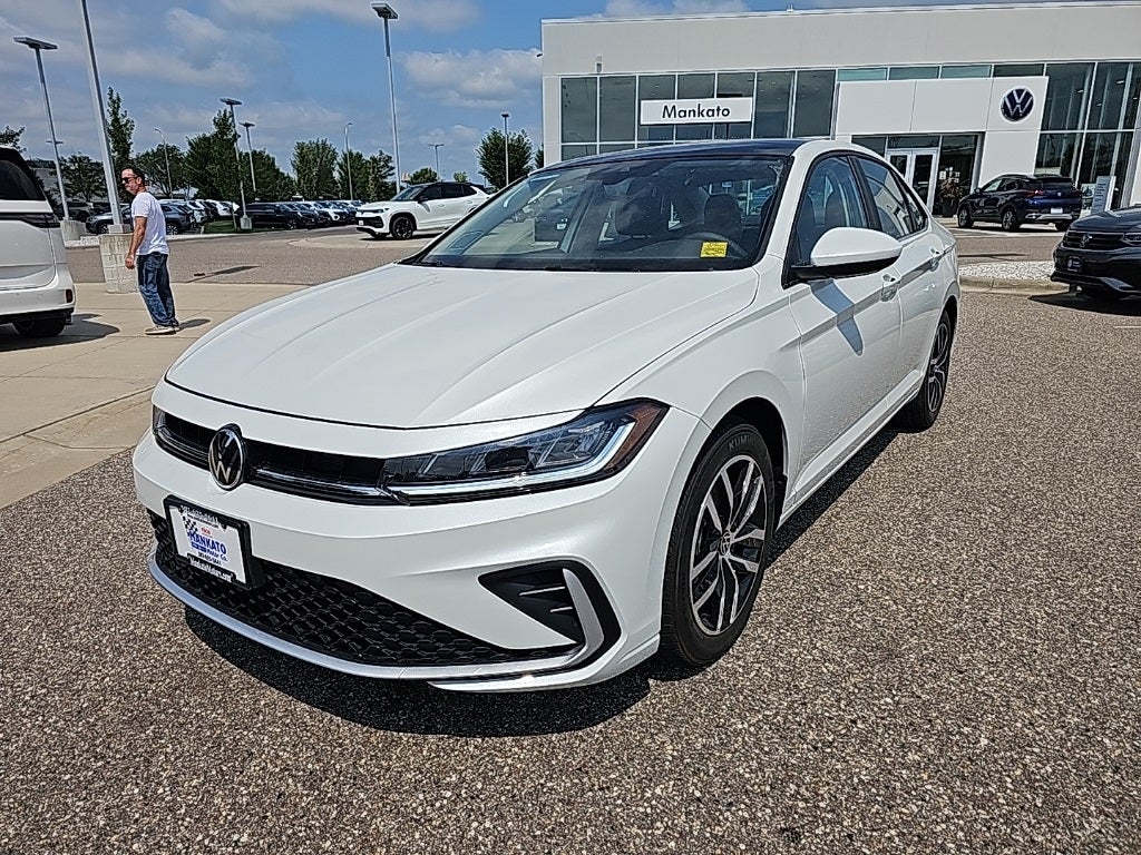 2025 Volkswagen Jetta 1.5T SE