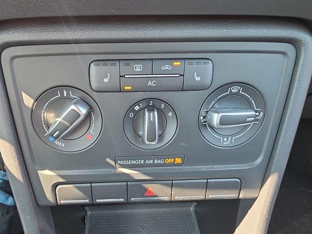 2012 Volkswagen Beetle 2.5L