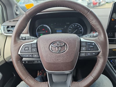 2021 Toyota Sienna Platinum 7 Passenger