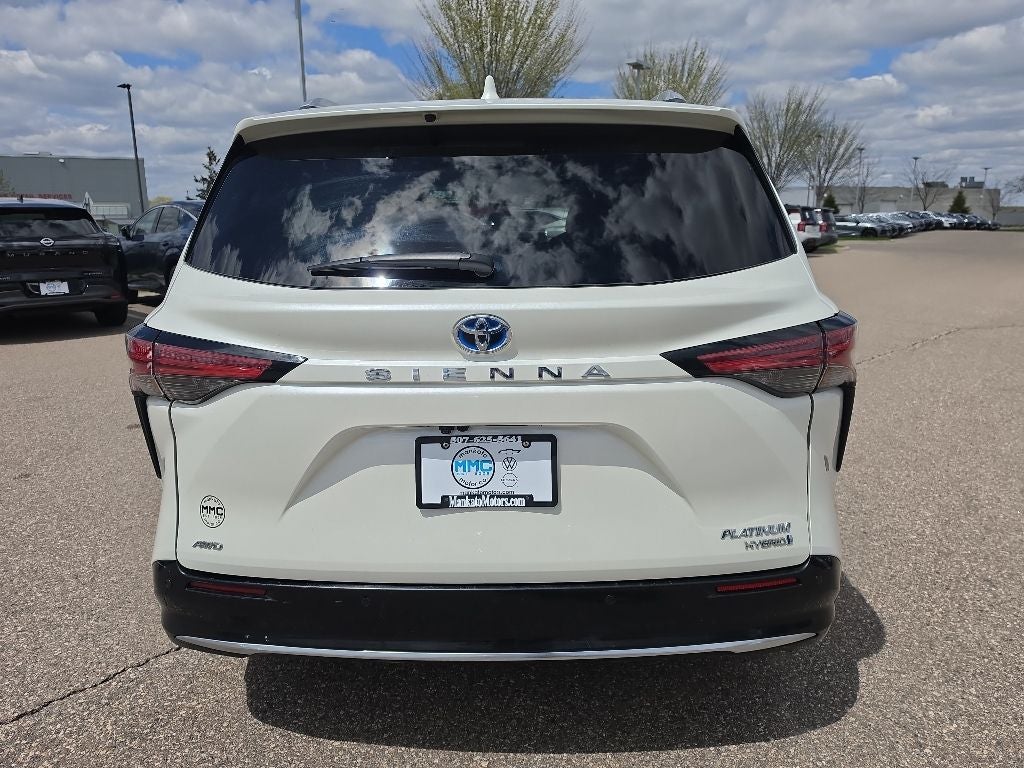 2021 Toyota Sienna Platinum 7 Passenger