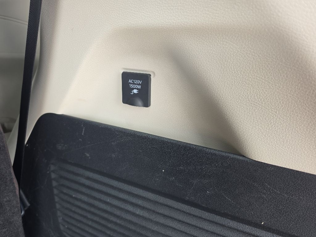 2021 Toyota Sienna Platinum 7 Passenger