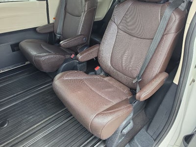2021 Toyota Sienna Platinum 7 Passenger