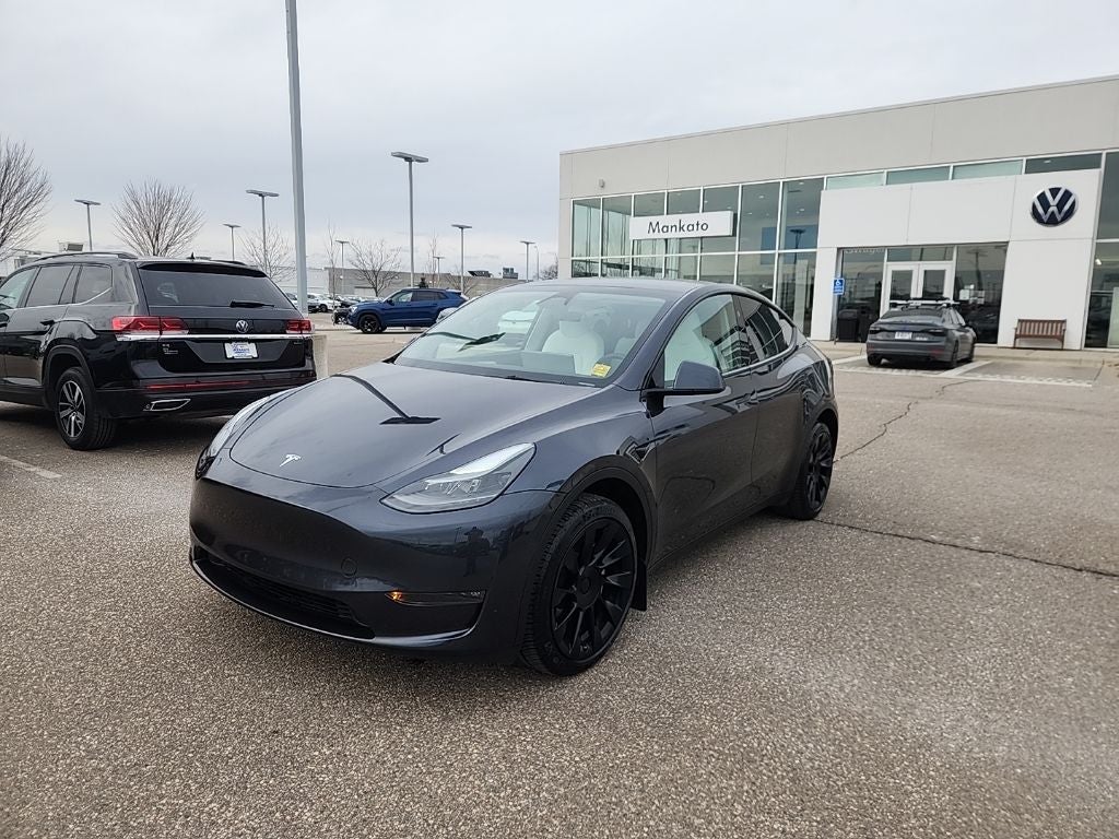 2024 Tesla Model Y Long Range