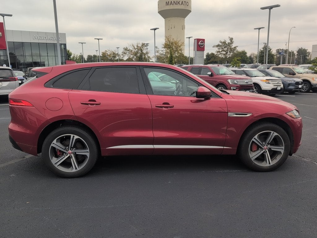 2019 Jaguar F-PACE S