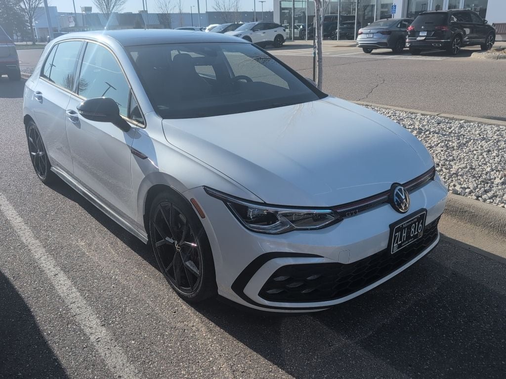 2024 Volkswagen Golf GTI SE