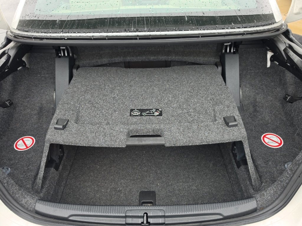 2010 Volkswagen Eos Komfort Edition