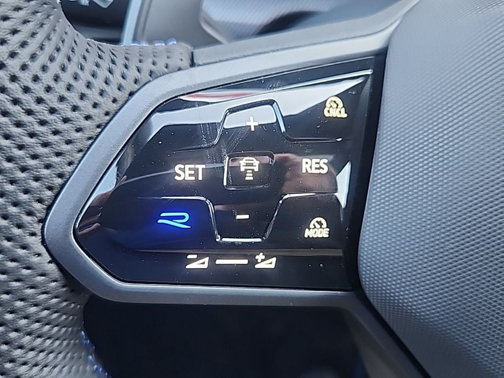 2026 Volkswagen Golf R 2.0T