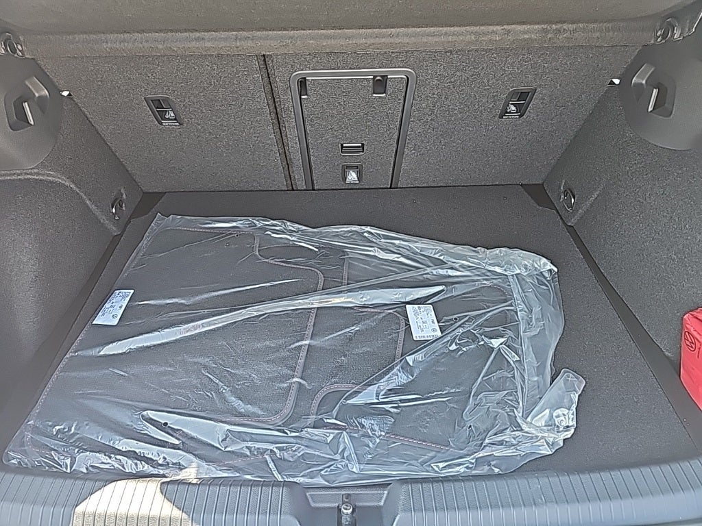 2025 Volkswagen Golf GTI 2.0T SE