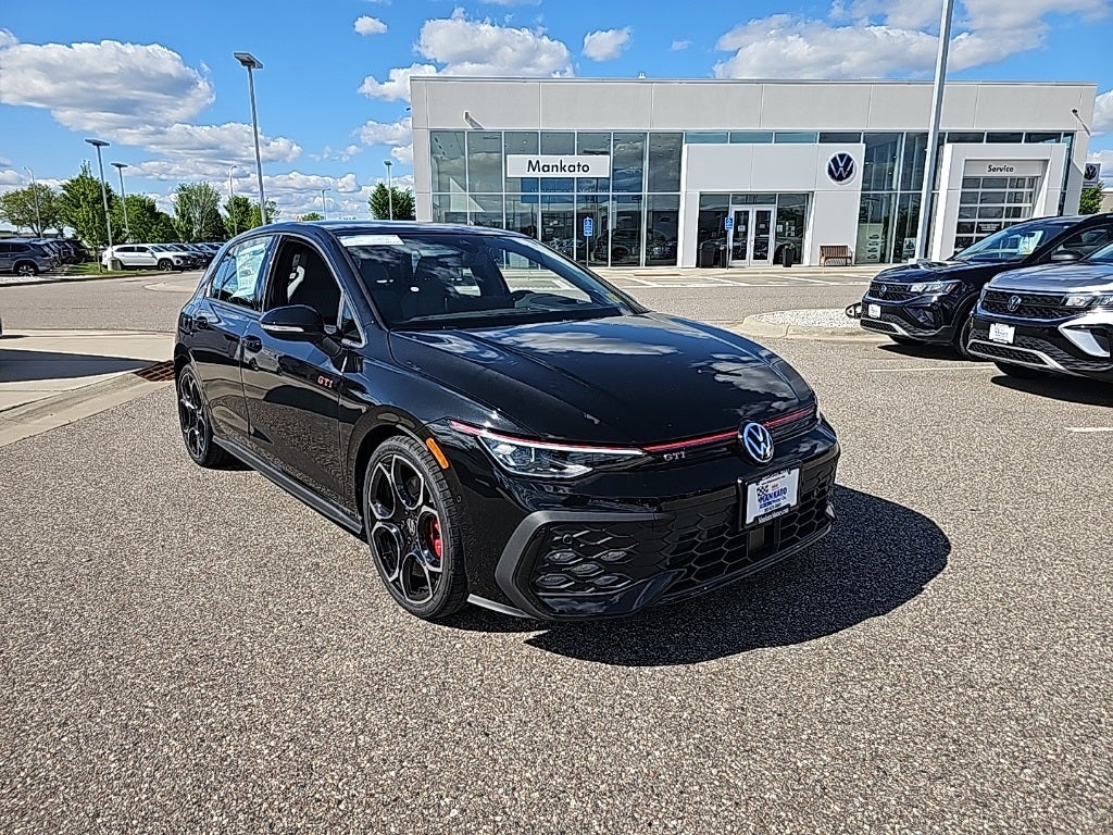 2025 Volkswagen Golf GTI Autobahn