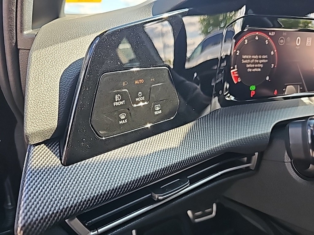 2025 Volkswagen Golf GTI Autobahn
