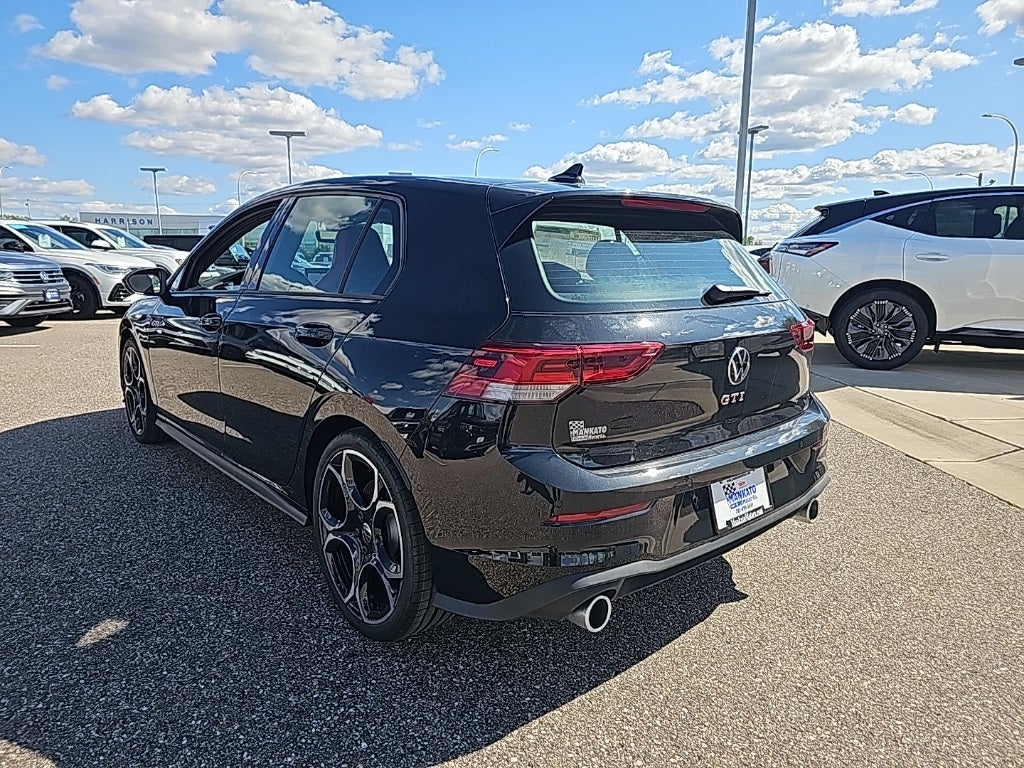 2025 Volkswagen Golf GTI Autobahn