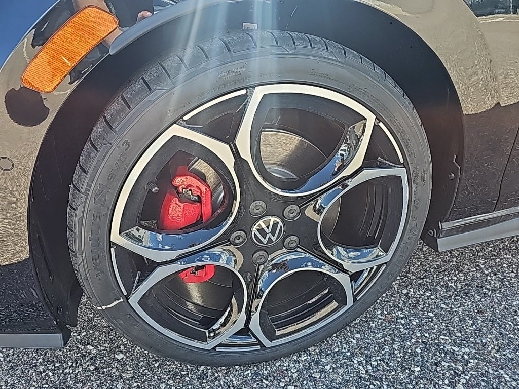 2025 Volkswagen Golf GTI Autobahn