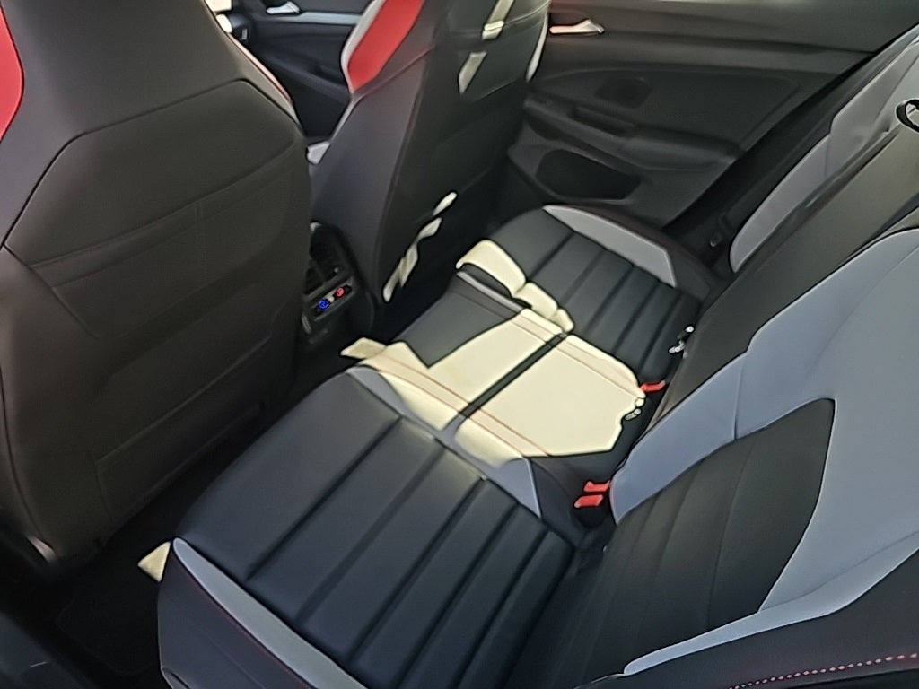 2025 Volkswagen Golf GTI Autobahn