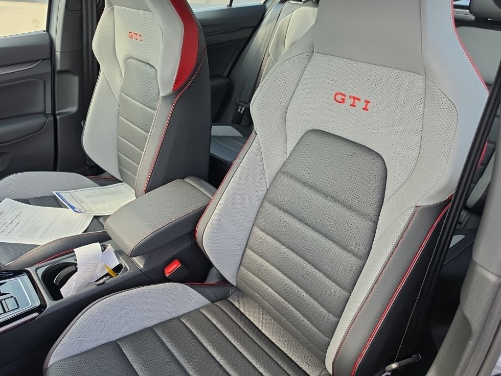 2026 Volkswagen Golf GTI Autobahn
